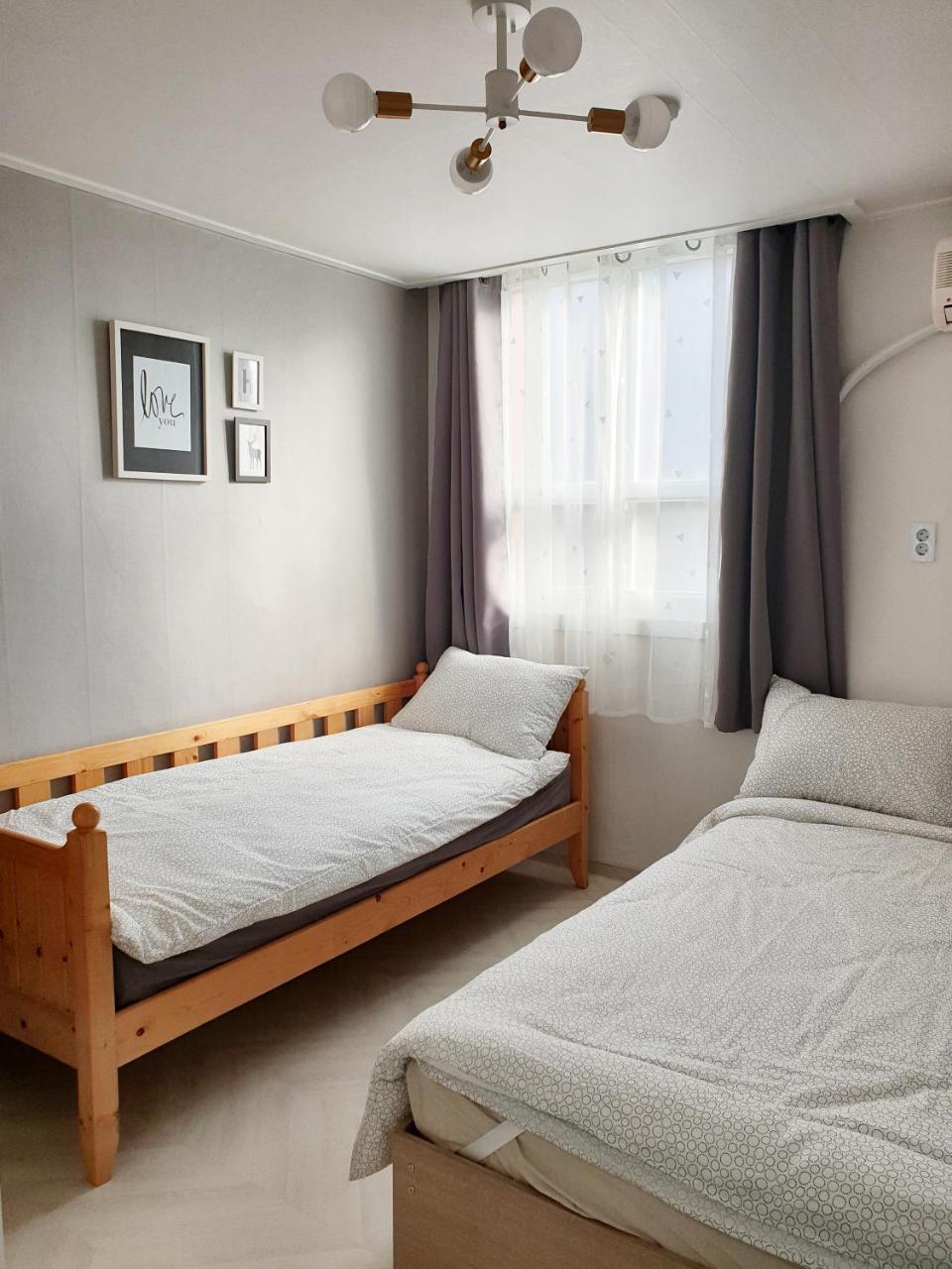 Y.Road 135 Hotel Seoul Bagian luar foto