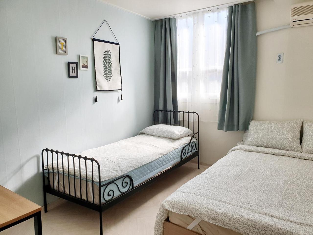 Y.Road 135 Hotel Seoul Bagian luar foto